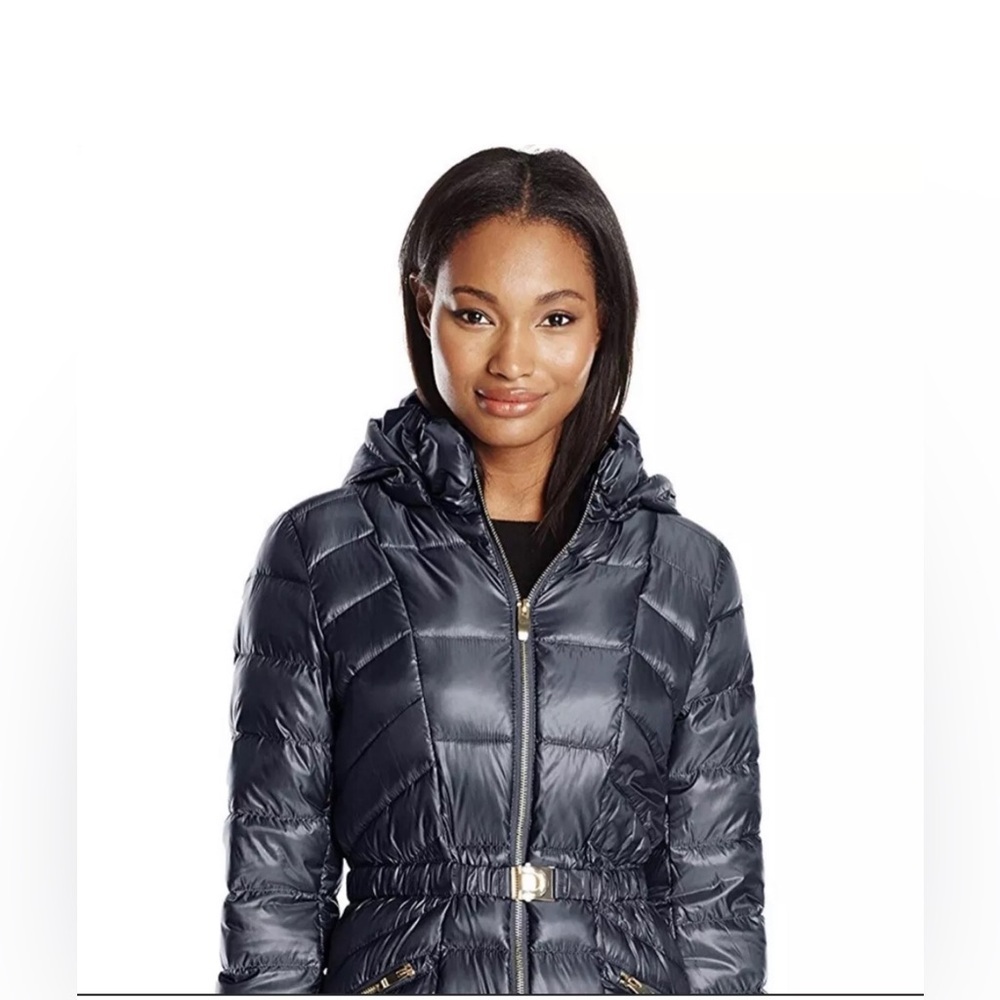 New Via Spiga women's metallic packable down coat with belt Size Small